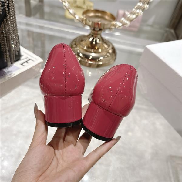 20251127171540903 270